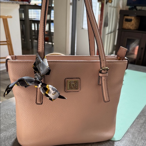 Anne Klein Elegant Pink Handbag with Scarf Accent EUC No call outs - Picture 1 of 11